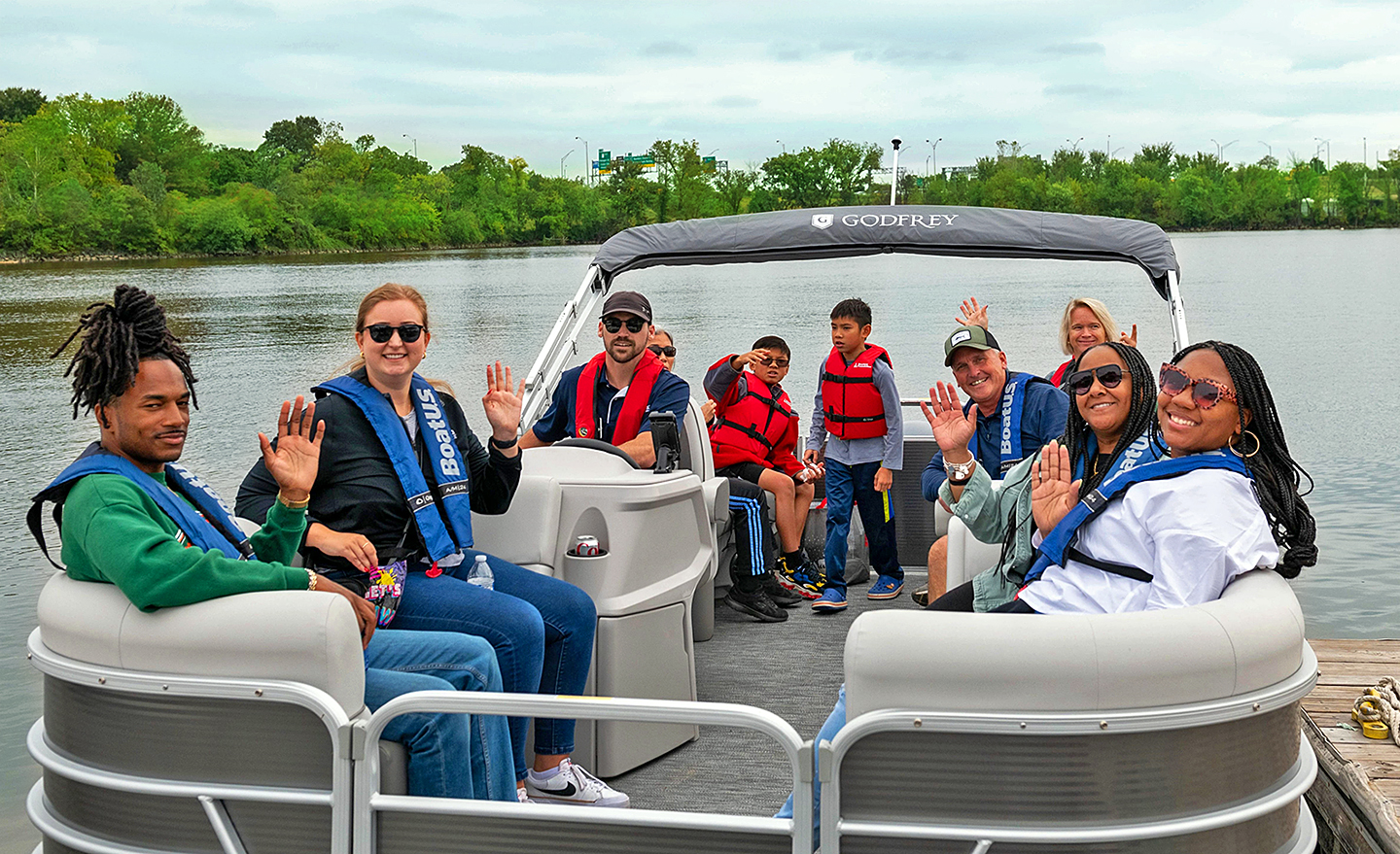 The nonprofit BoatUS Foundation now offers a 90-day temporary certification course for Florida boat rental customers.